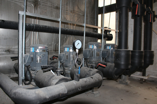 ϴԡ�Uˮ������չܱ��B��